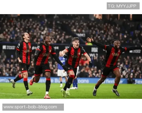 拜仁对19岁巴西前锋拉扬表现出浓厚兴趣瓦斯科标价5000万欧元